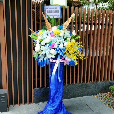 台北花店嚴選 彩虹 時尚高架花籃 1座