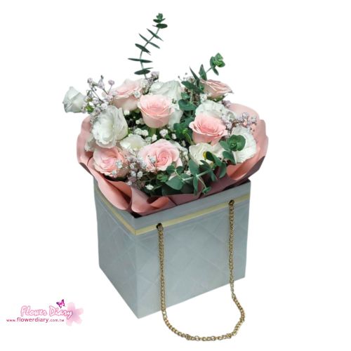 花店精選 CP值最高 小香風 優雅白 玫瑰花禮盒